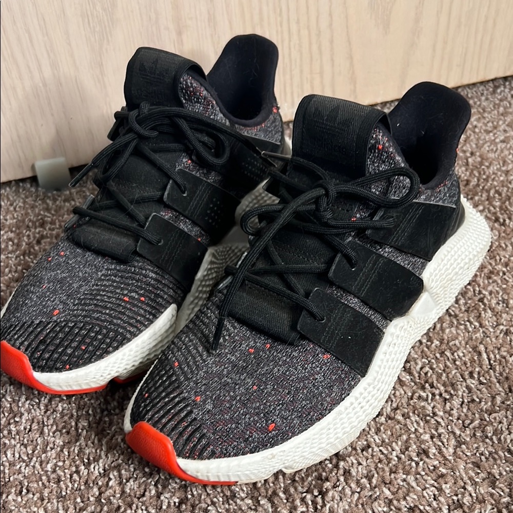 Adidas Prophere Mens Size 7.5 Black Red CQ3022 Running Trainer